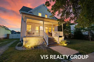 627 Fulton Ave, Grand Haven, MI 49417 - Photo 1