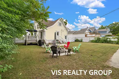 627 Fulton Avenue, Grand Haven, MI 49417 - Photo 13