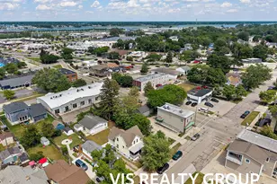 627 Fulton Ave, Grand Haven, MI 49417 - Photo 79