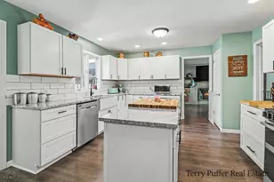 695 Miller Dr, Muskegon, MI 49445 - Photo 11
