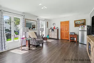 695 Miller Dr, Muskegon, MI 49445 - Photo 7