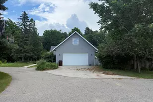 8518 3rd St, Vestaburg, MI 48891 - Photo 9