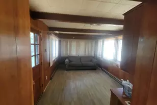 24011 Seneca St, Oak Park, MI 48237 - Photo 9