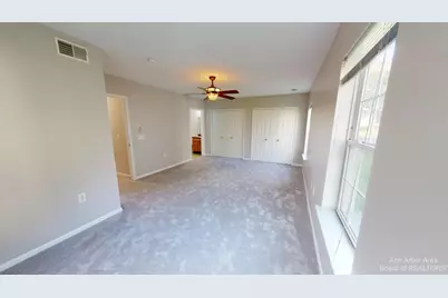 2666 S Knightsbridge Circle, Ann Arbor, MI 48105 - Photo 13