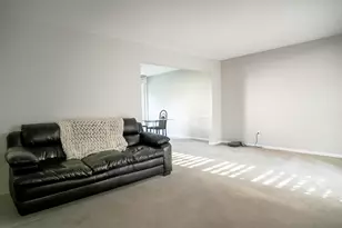 2411 Weathervane Rd, West Bloomfield, MI 48324 - Photo 13