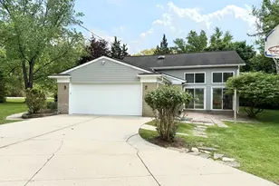 4290 Wendell Rd, West Bloomfield, MI 48323 - Photo 3