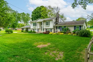 7436 Oak Bay Dr, White Lake, MI 48383 - Photo 5