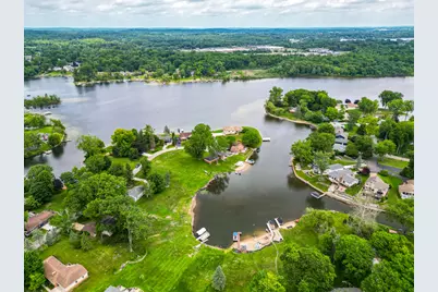 7436 Oak Bay Drive, White Lake, MI 48383 - Photo 15