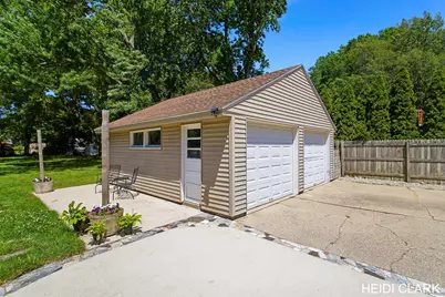 16105 Gary Avenue, Grand Haven, MI 49417 - Photo 45