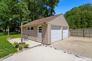 16105 Gary Ave, Grand Haven, MI 49417 - Photo 45
