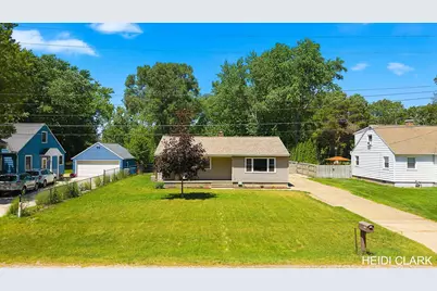 16105 Gary Avenue, Grand Haven, MI 49417 - Photo 57