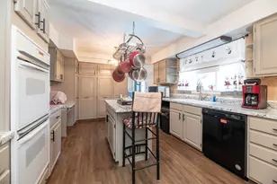 55081 Buckhorn Rd, Three Rivers, MI 49093 - Photo 9