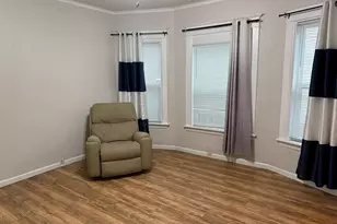 169 W 17th St, Holland, MI 49423 - Photo 5