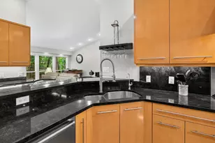 3720 Blackberry Ln, Kalamazoo, MI 49008 - Photo 15