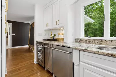 1912 Sunset Court, Saint Joseph, MI 49085 - Photo 23