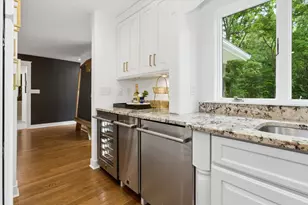 1912 Sunset Ct, Saint Joseph, MI 49085 - Photo 23