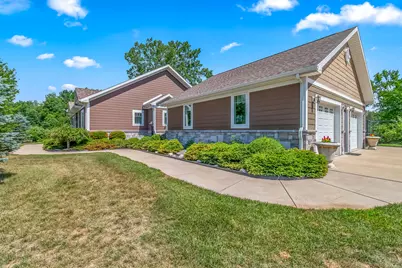 2554 W Mosherville Road, Jonesville, MI 49250 - Photo 23