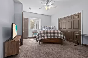 2554 W Mosherville Rd, Jonesville, MI 49250 - Photo 55