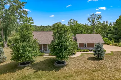 2554 W Mosherville Road, Jonesville, MI 49250 - Photo 19