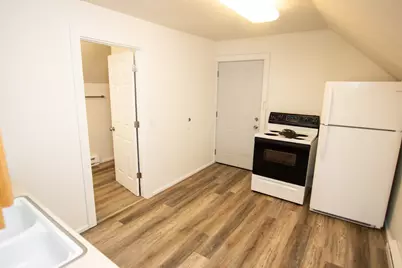 120 E Railroad Street, Dowagiac, MI 49047 - Photo 9