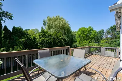 5286 Debbie Court SW, Grandville, MI 49418 - Photo 5