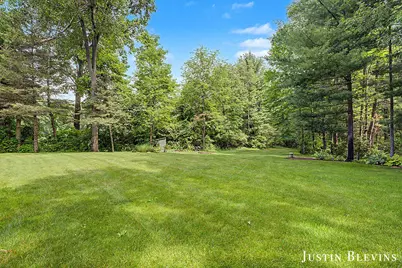 5515 Hagenvale Court NE, Rockford, MI 49341 - Photo 43