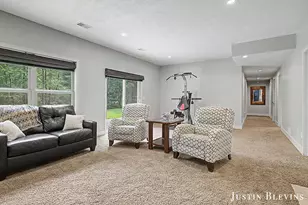 5515 Hagenvale Ct NE, Rockford, MI 49341 - Photo 31