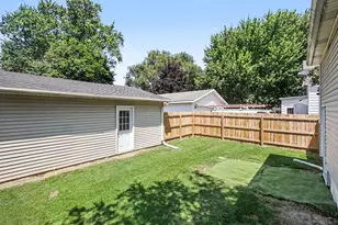 300 N Ottawa St, Zeeland, MI 49464 - Photo 17