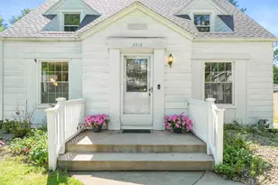 2315 Fairfield Ave, Kalamazoo, MI 49048 - Photo 3