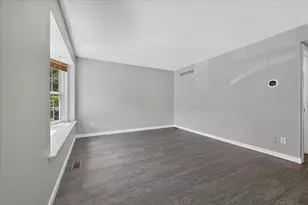 3477 Burbank Dr, Ann Arbor, MI 48105 - Photo 7