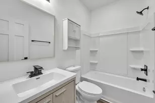 2301 Oxford St, Kalamazoo, MI 49004 - Photo 13