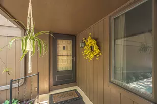 587 Park Pl, Saline, MI 48176 - Photo 5