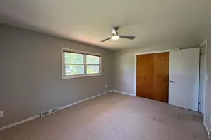 377 W Jefferson St, Newaygo, MI 49337 - Photo 11