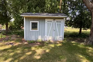 377 W Jefferson St, Newaygo, MI 49337 - Photo 15