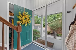 2122 Spruceway Ln, Ann Arbor, MI 48103 - Photo 5