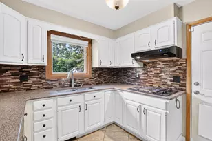 521 Garrison Rd, Battle Creek, MI 49017 - Photo 9