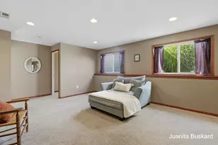 298 Creekside Dr, Coopersville, MI 49404 - Photo 35