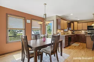 298 Creekside Dr, Coopersville, MI 49404 - Photo 11