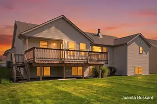 298 Creekside Dr, Coopersville, MI 49404 - Photo 53