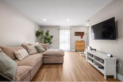 2470 Village Drive SE #72, Grand Rapids, MI 49506 - Photo 13