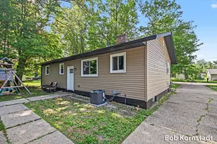 516 W Elm St, Wayland, MI 49348 - Photo 23