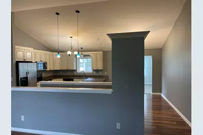 113 Beacon Ridge Drive, Battle Creek, MI 49017 - Photo 3