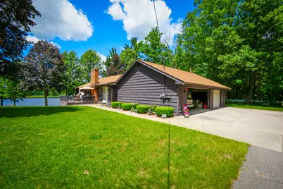 9411 Maple Hill Road, Howard City, MI 49329 - Photo 5