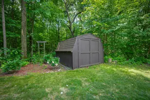 9339 Maple Hill Rd, Howard City, MI 49329 - Photo 31
