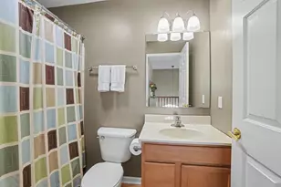 10719 Woodridge Dr, Zeeland, MI 49464 - Photo 17
