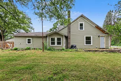 20449 W Howard City-Edmore, Howard City, MI 49329 - Photo 3