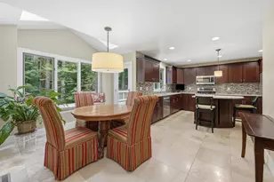 8120 Glenwynd Dr, Kalamazoo, MI 49009 - Photo 11