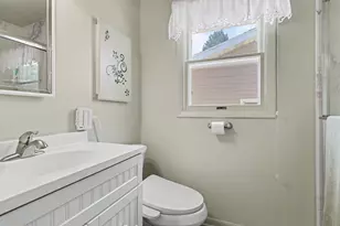 3604 Clinton Way, Jackson, MI 49201 - Photo 13