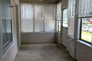 828 Lewis Ave, Saint Joseph, MI 49085 - Photo 11
