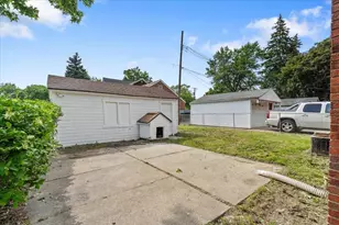 19953 Regent Dr, Detroit, MI 48205 - Photo 23